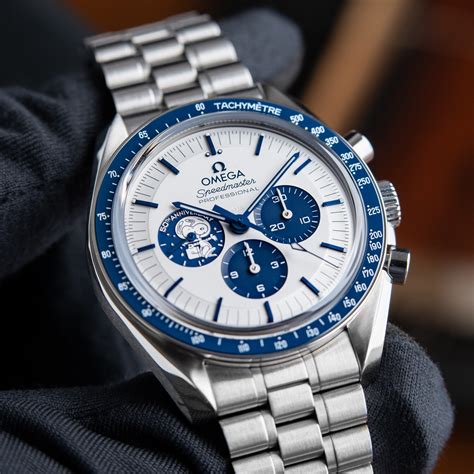 omega speedmaster moonwatch snoopy 50th anniversary|omega Snoopy 50th anniversary watch.